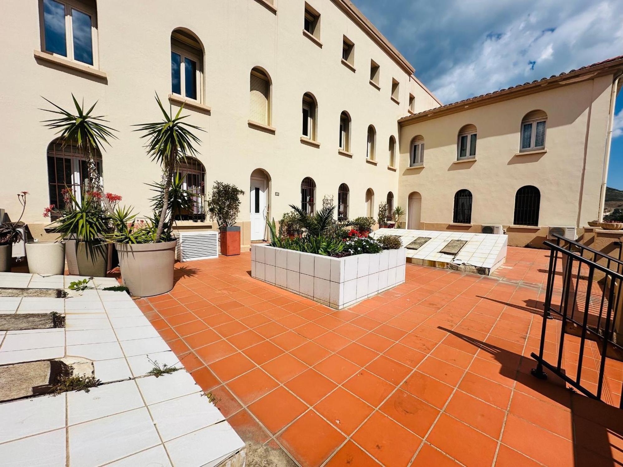 Appartement En Duplex 4 Couchages Au Coeur De Port-Vendres, Face A La Place De L'Obelisque - Fr-1-309-337 Port Vendres Zewnętrze zdjęcie